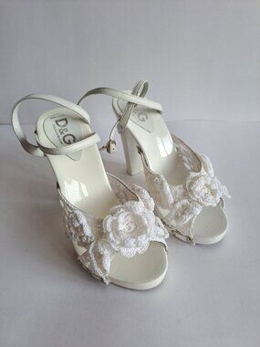 NEW Dolce & Gabbana D&G White Floral Sandals Shoes Size 36